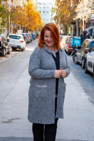 ΖΑΚΕΤΑ ΜΑΚΡΙΑ ΜΕ ΚΟΥΚΟΥΛΑ ΚΑΙ ΤΣΕΠΕΣ