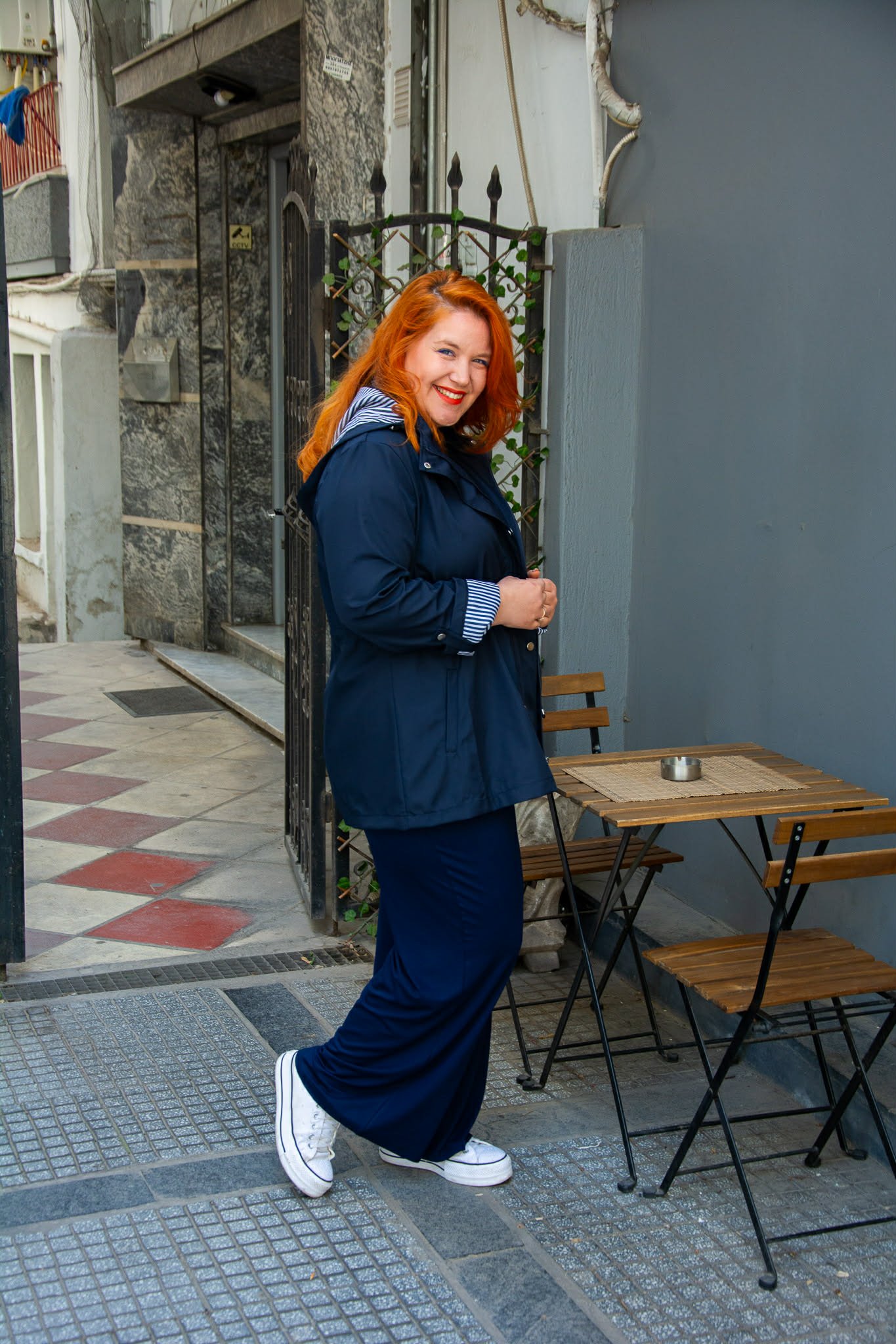 ΕΛΑΦΡΥ ΜΠΟΥΦΑΝ ΜΕ ΑΠΟΣΠΩΜΕΝΗ ΚΟΥΚΟΥΛΑ - Image 2